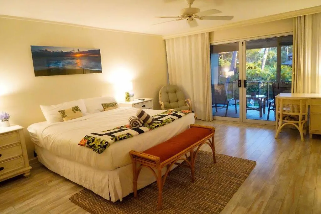 Maui Bliss: 1Br Corner Haven, Ocean & Golf Views Apartment Kahana
