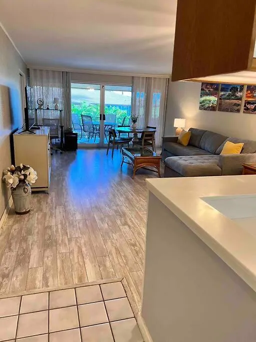 Maui Bliss: 1Br Corner Haven, Ocean & Golf Views Apartment Kahana