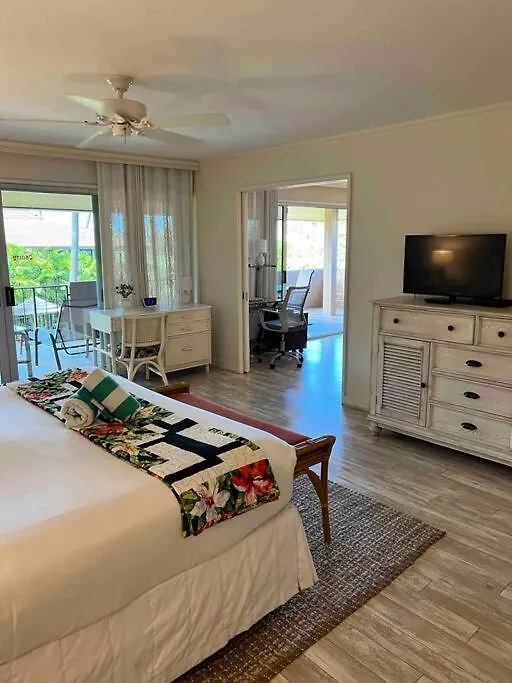 Maui Bliss: 1Br Corner Haven, Ocean & Golf Views Apartment Kahana