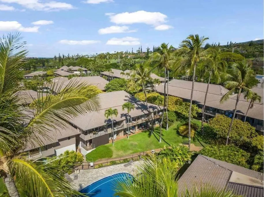 Maui Bliss: 1Br Corner Haven, Ocean & Golf Views Apartment Kahana